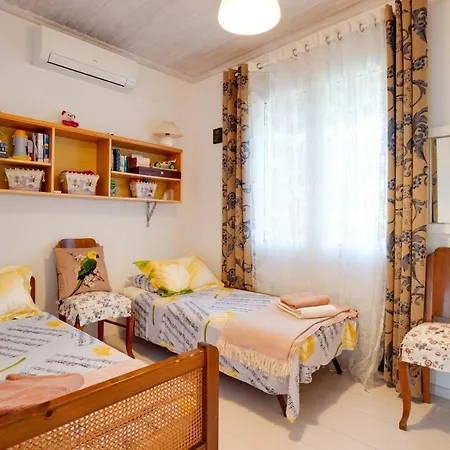 Epidavros On The With Large Terraces Apartment