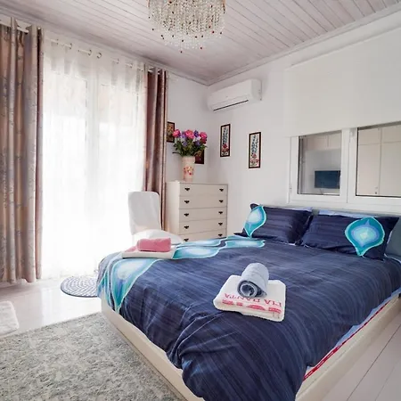 Apartment Epidavros On The With Large Terraces Epidaurus